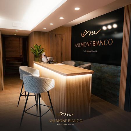 Anemone Bianco Suite Rooms Пасо дел Тонале Екстериор снимка